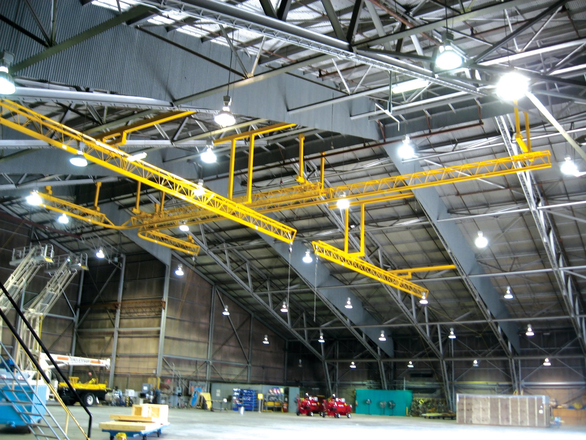 Aircraft hangar